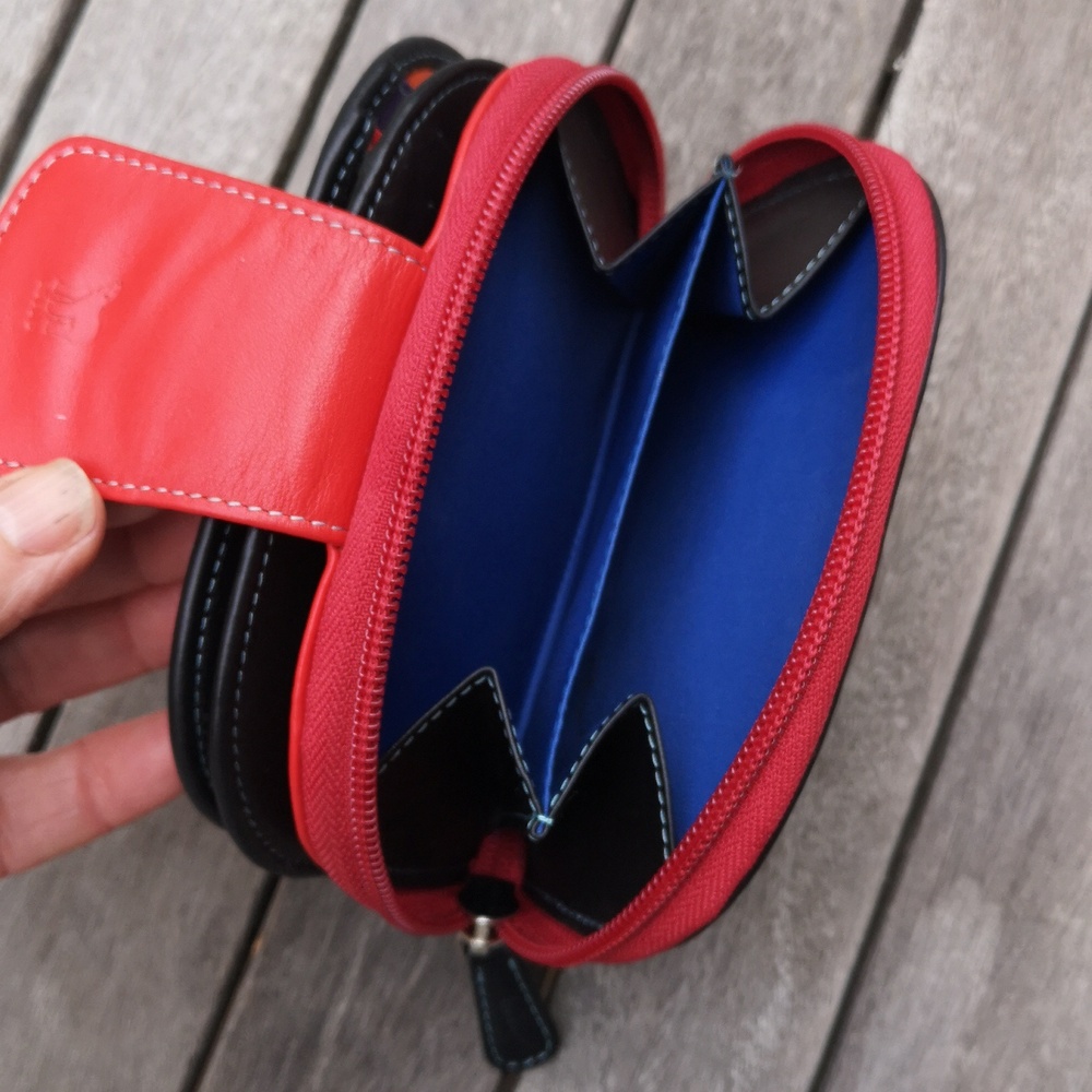 Women's Black and Red Leather Wallet - Picture 6 of 12